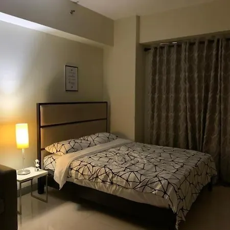 Modern Suite In Mckinley